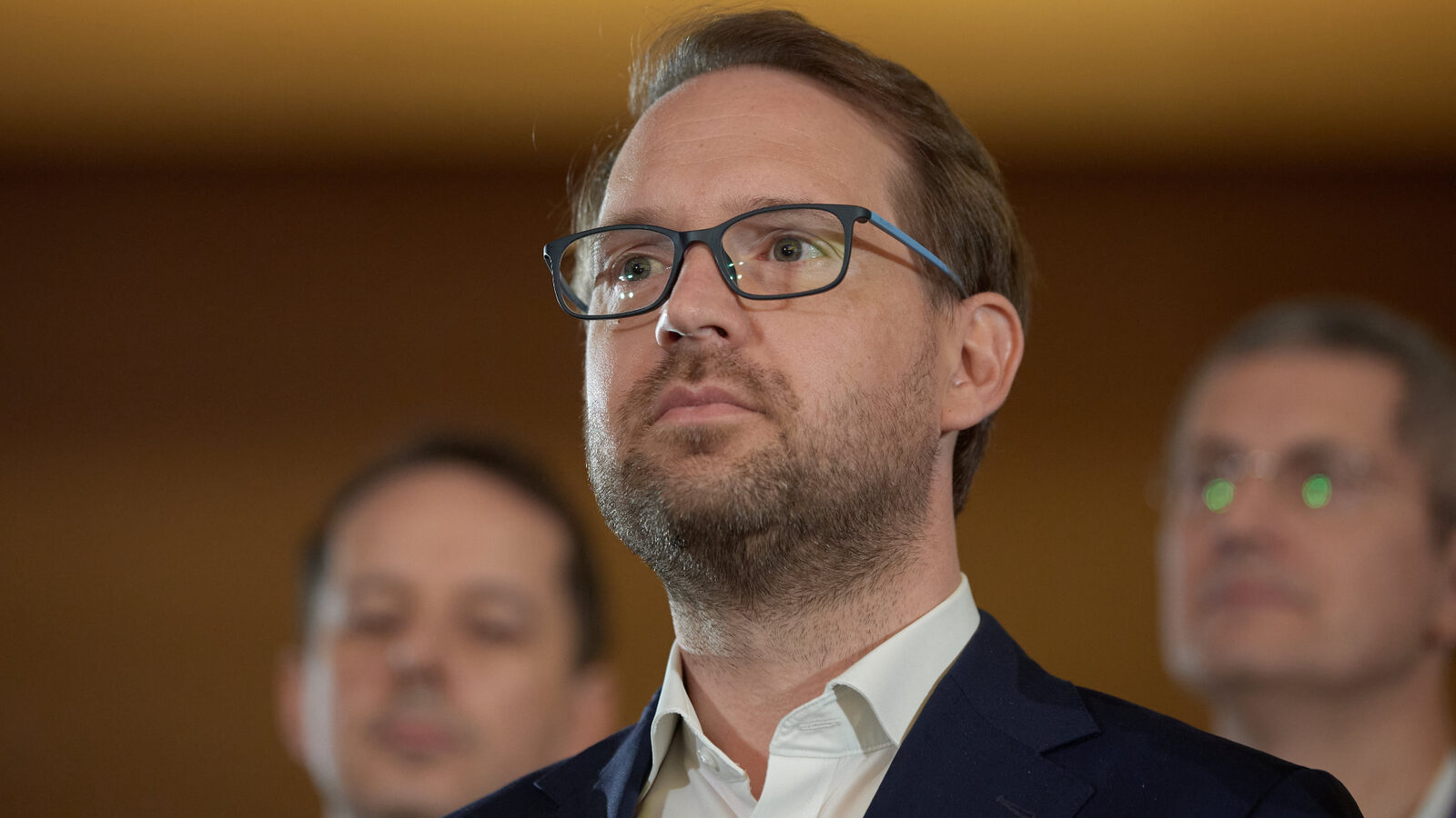 Fritz: USR nu intră cu PSD prin oameni-paravan