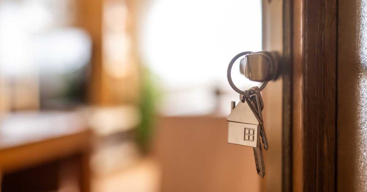 Dezvoltator din Iași, prins escrocând clienți cu apartamente vândute dublu