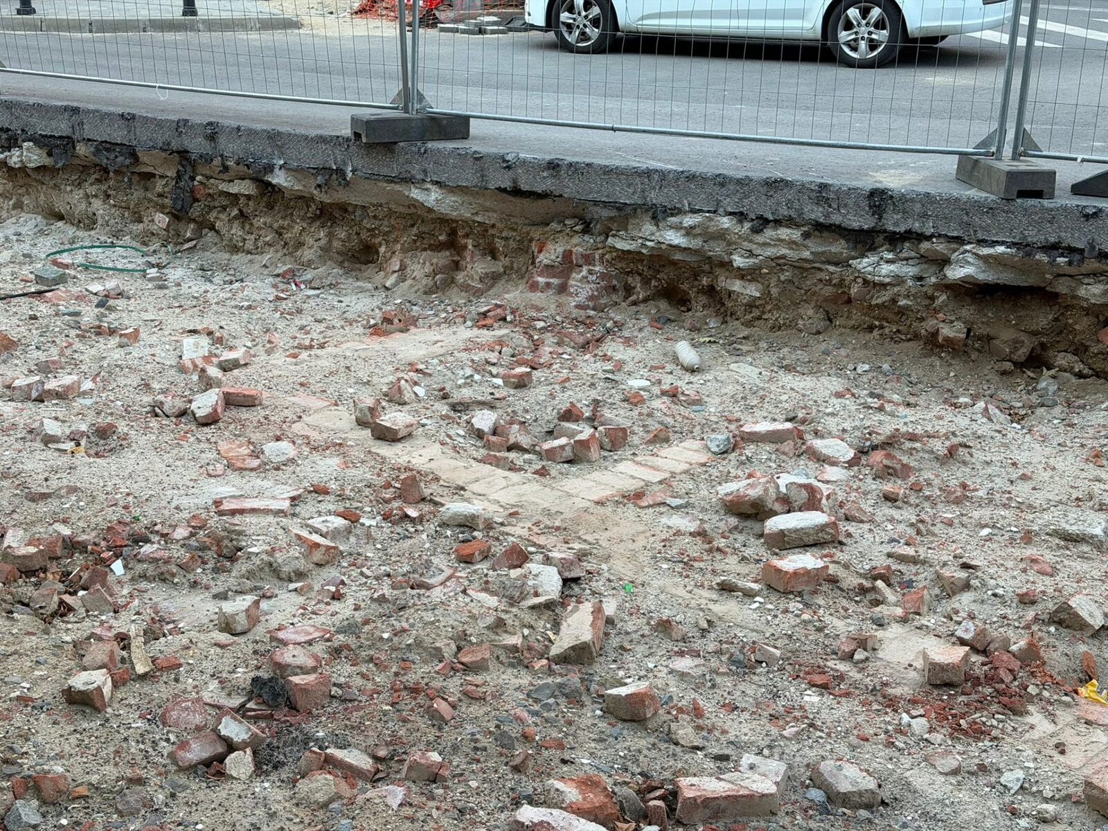 Betoane în București: Europa își amintește, noi uităm pe șantier