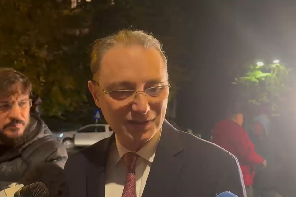 Niculescu, replică dură la acuzațiile de „guvern PSDan”
