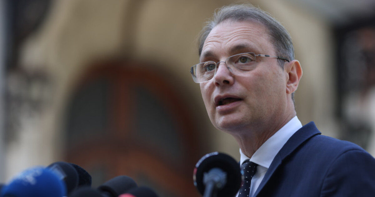Nicolescu depune lista miniștrilor: „Formulă neobișnuită”