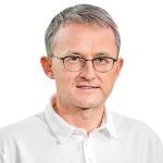 România scapă de junk, dar problemele persistă: investitori, curs, dobânzi