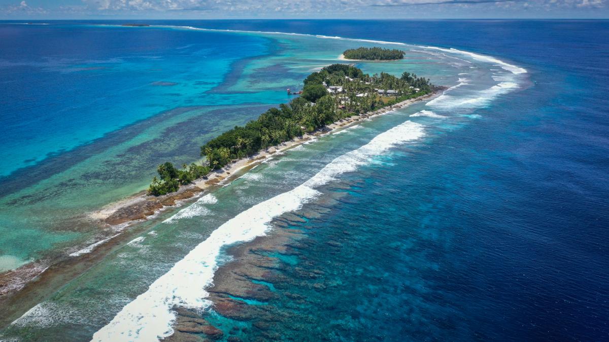 Tuvalu se scufundă: O țară întreagă dispare sub ape